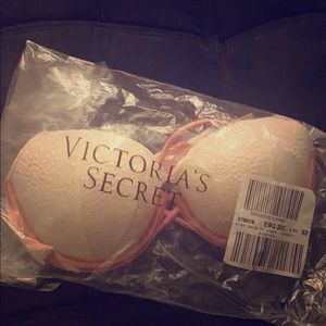 Victoria’s Secret Bra